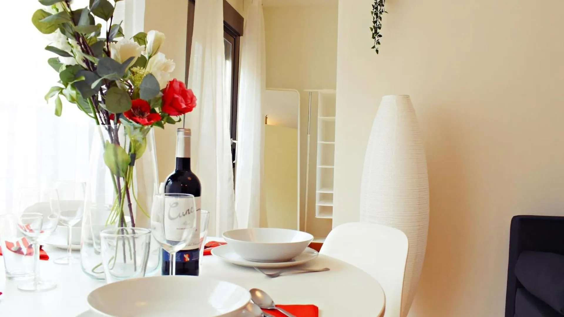 Cozy Apatment Just 10 Mins From The City Centre Málaga Appartement